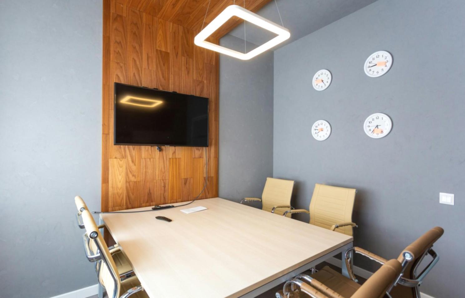 Session de formation pratique avec études de cas réels en analyse financière